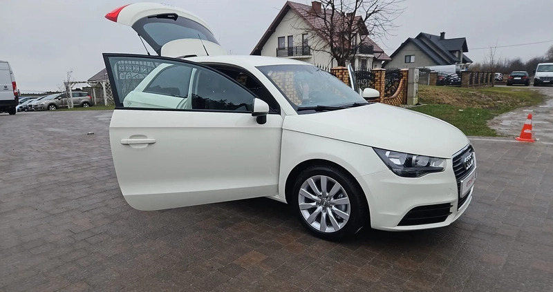 Audi A1 cena 29900 przebieg: 165000, rok produkcji 2012 z Jaraczewo małe 232